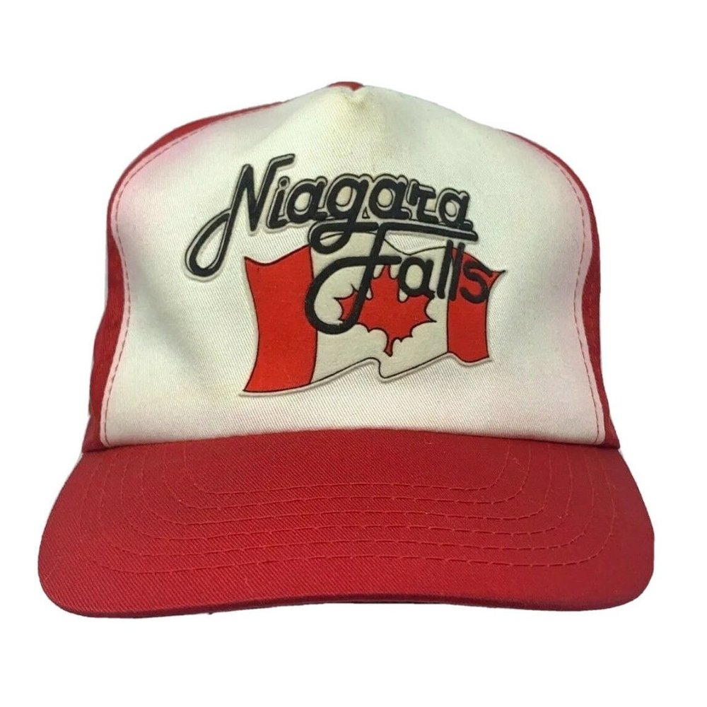 Niagara Falls Canada Vintage Retro White Red Strapback Foam Trucker Cap Flag 80s